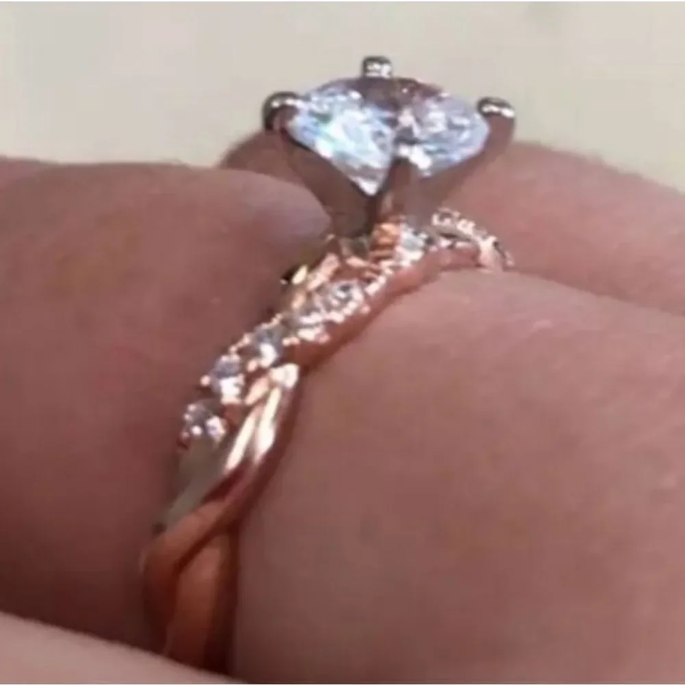 Elegant Rose Golden Diamond Wedding Ring